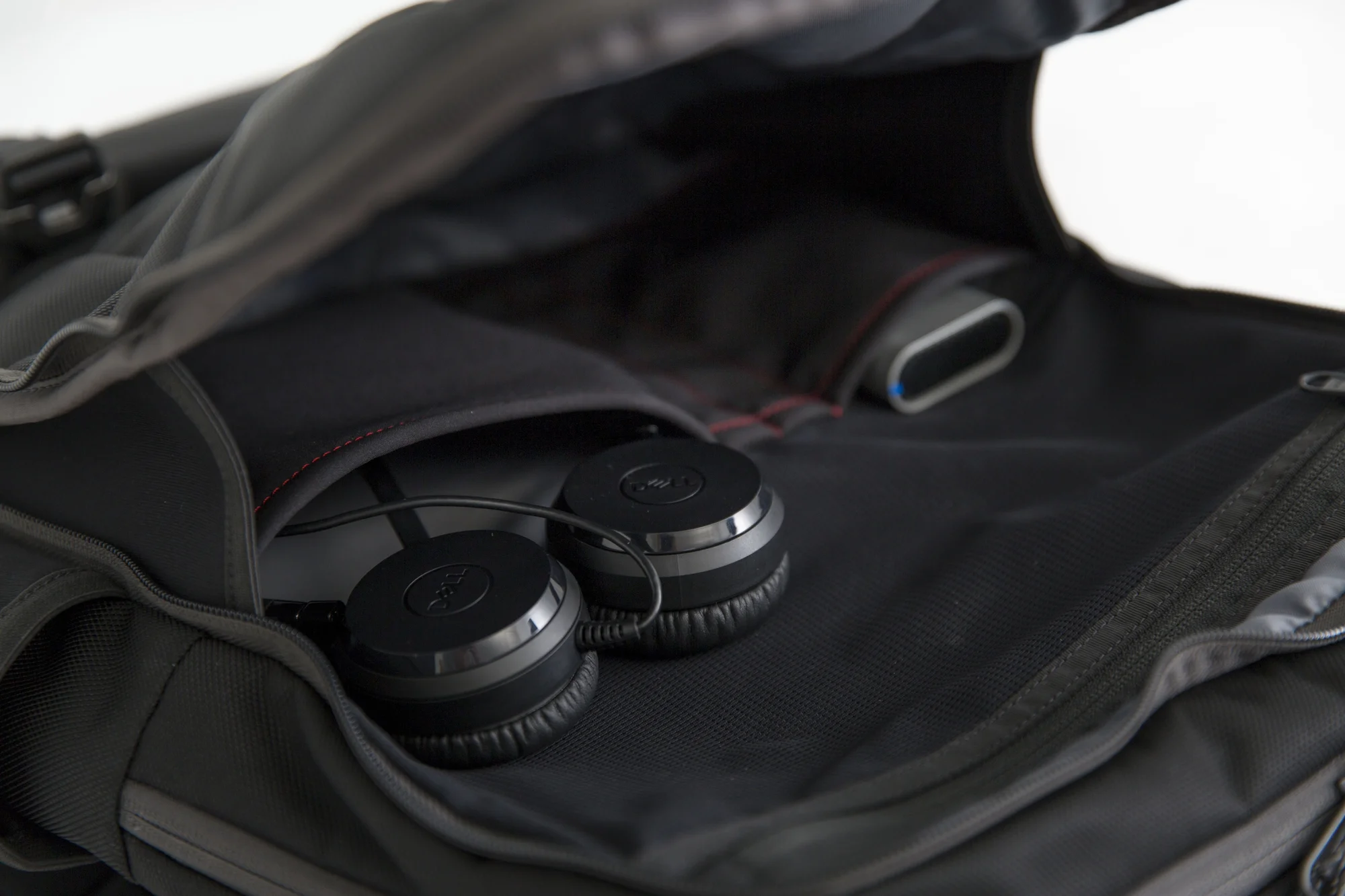 15.6❞ Рюкзак для ноутбука Dell Timbuk2, Black | Xstore.md photo 2